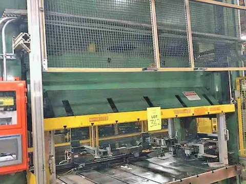 300 ton Pacific downstroke hydraulic press for sale