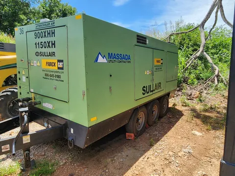 Sullair Model 900/1150 portable diesel air compressor for sale