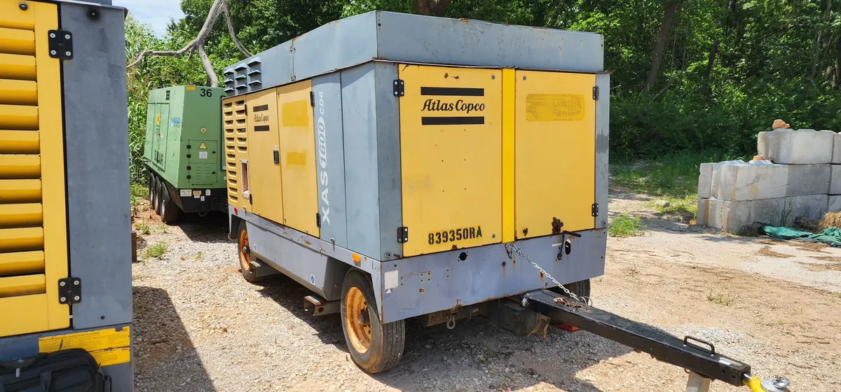Atlas Copco XAS 1600 CD6 portable air compressor - exterior view on jobsite frame