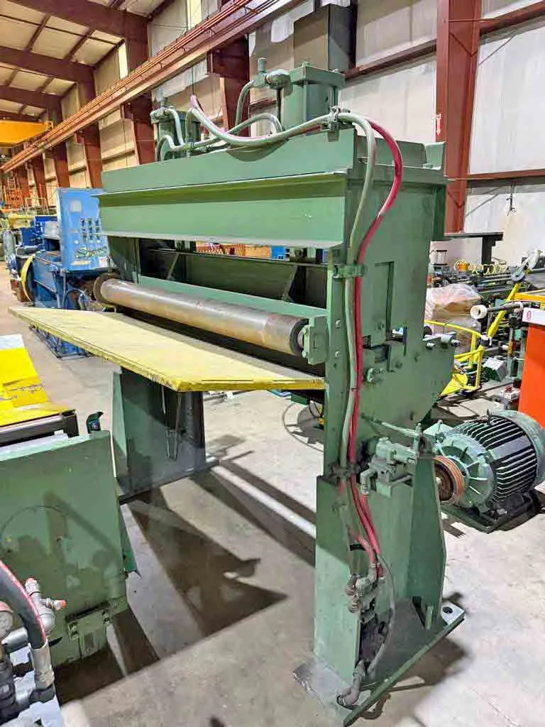 Paxson slitting line - exit passline roll table