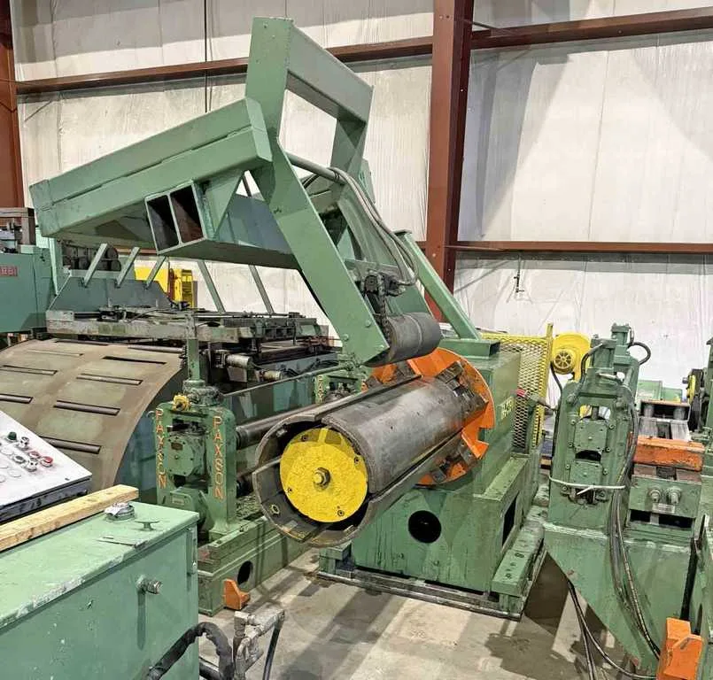 Paxson slitting line - recoiler and looping section