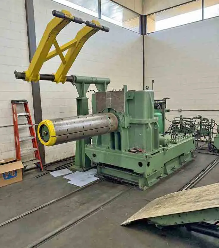 Stamco slitting line - mandrel uncoiler with 56 inch face and coil car lift arms